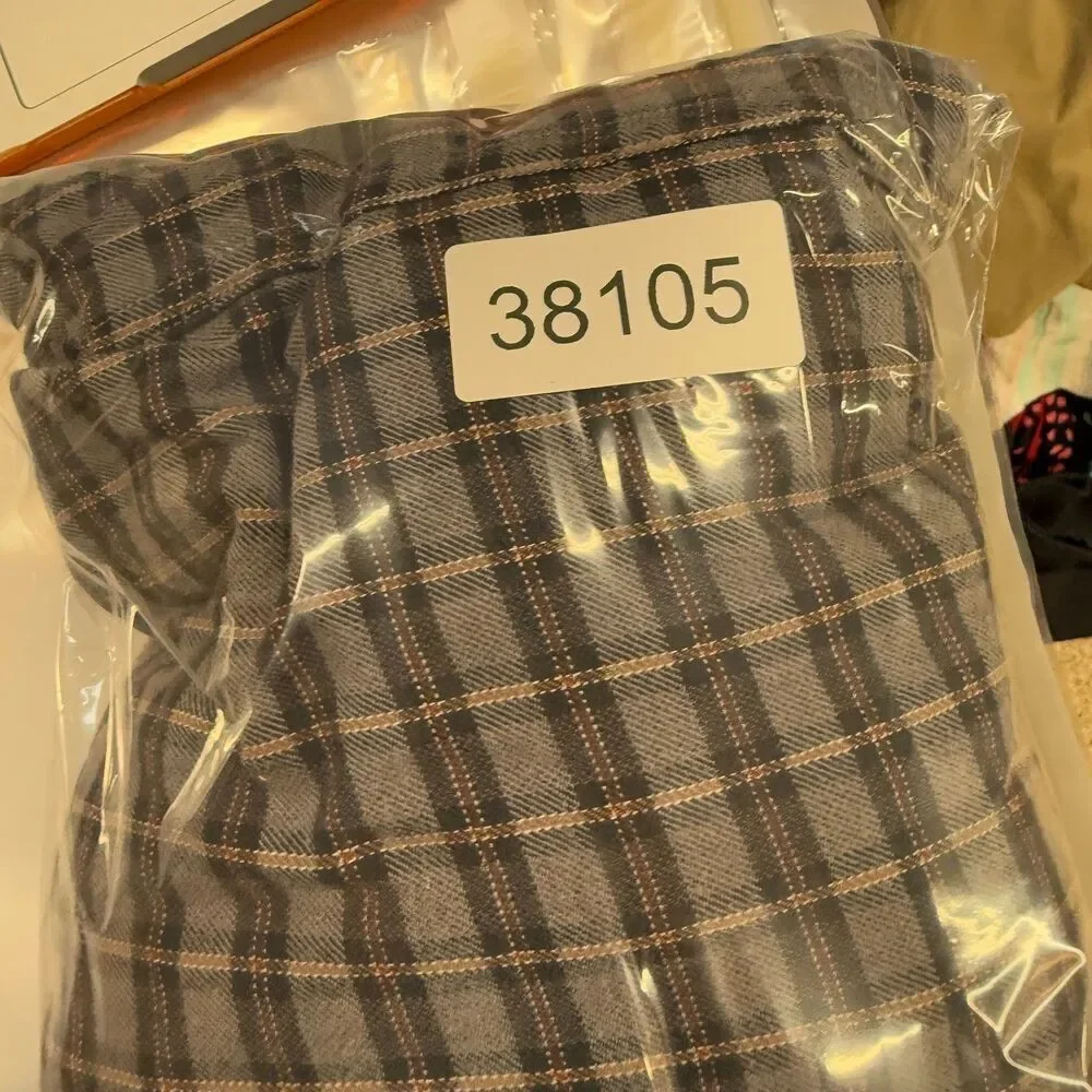 Banana Republic Shirt Men M Medium Gray Plaid Button Up Collared Long Sleeve